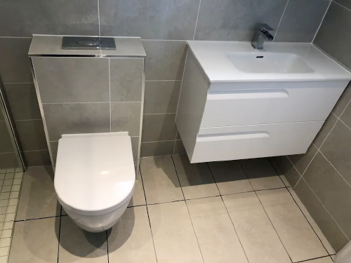 Bathroom vanity unit